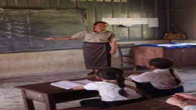 Remedial teaching for weak children