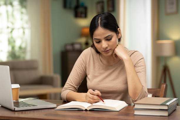 How Do Students Write Articles?
