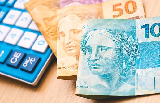 Change Independent Dependent variables