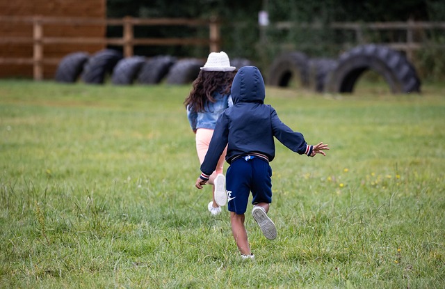 Children Trapped in Commercial Trap