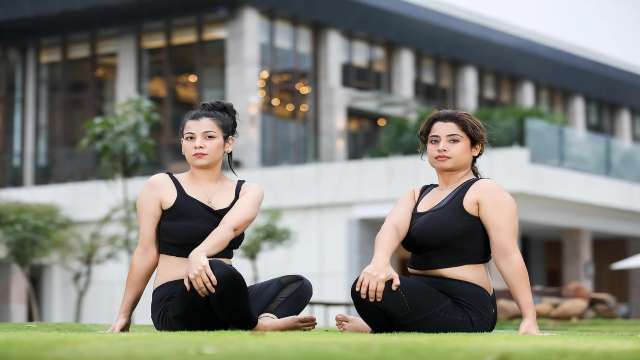 Illustrations of Contour Integration