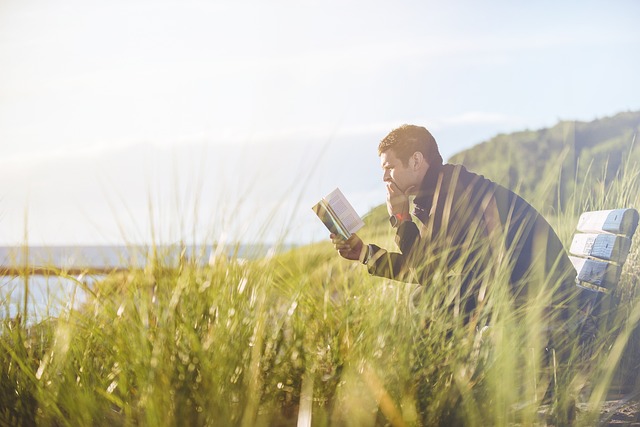 6 Spells of How to Live in Solitude