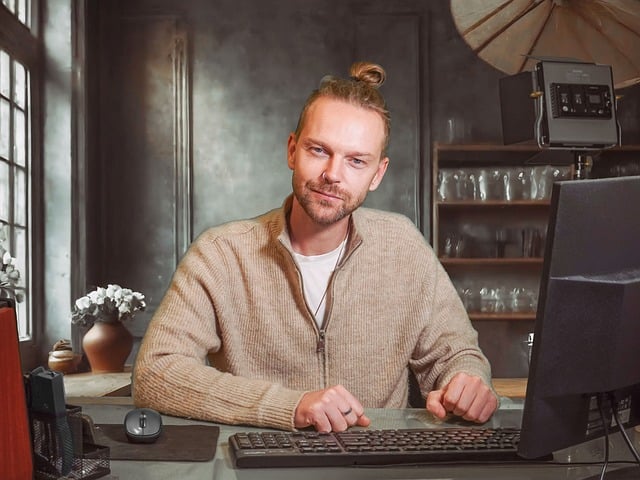 7 Top Tips of How to Become Freelancer