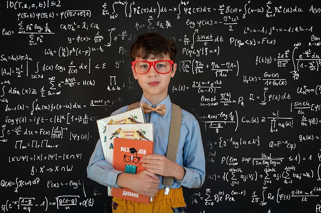 Normal Student VS Intelligent Student