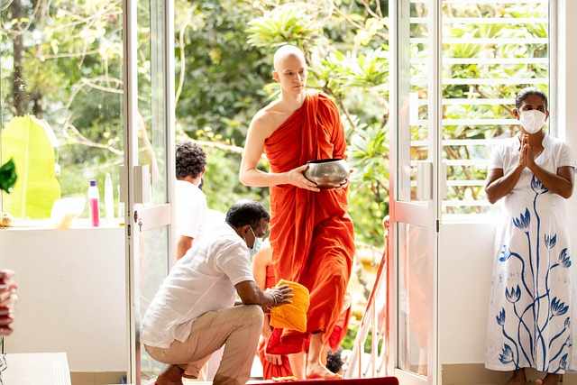 6 Specific Tips to Pray for Students