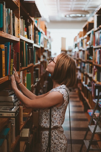 Cristian Public Schools Ka Sach:7 Reasons for Popularity,Student searching for book in school library