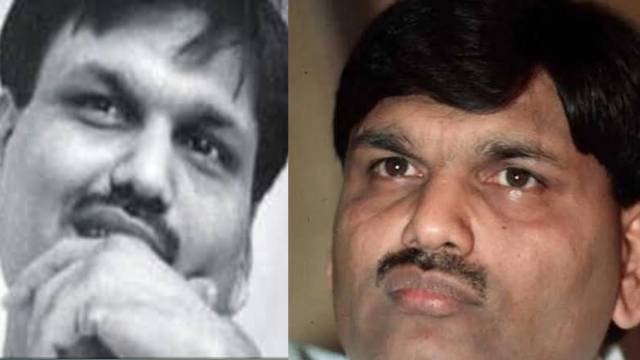 Broker Harshad Mehta who scammed crores of rupees by submitting fake receipts in banks