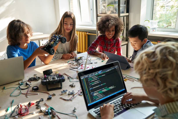 Young children learned to use technology from computers and hardware