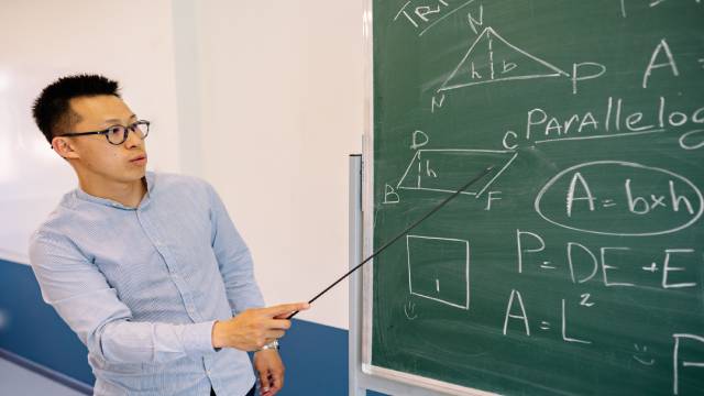 Singular Solutions,Envelope and Cusp Locus-B.Sc. Maths