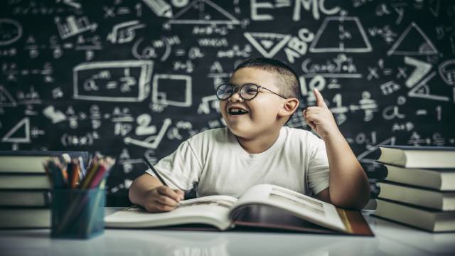 Top 30 Trigonometry MCQs for Competitive Exams (with Solutions & Formulas)